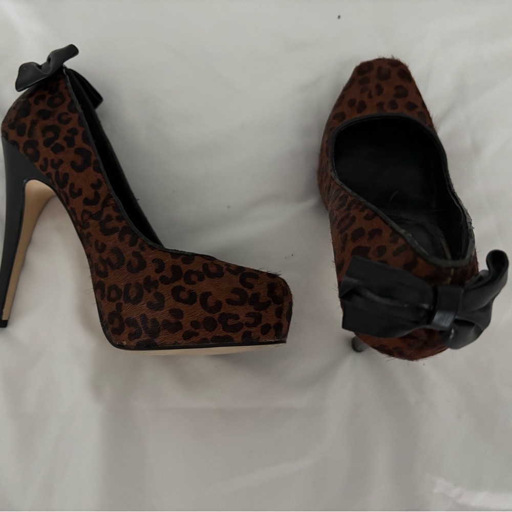 Leopard Print Women's Heels with Black Bow